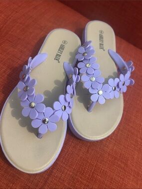 Ashley blue Lavender Floral Flip Flop Sandals for Women
